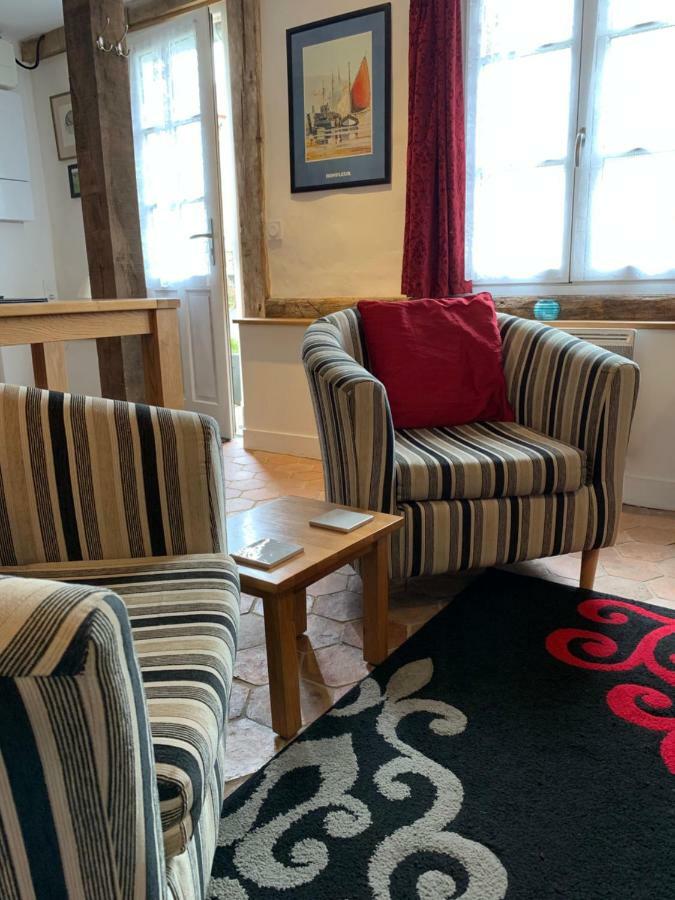 Apple & Cherry Tree Cottages オンフルール エクステリア 写真